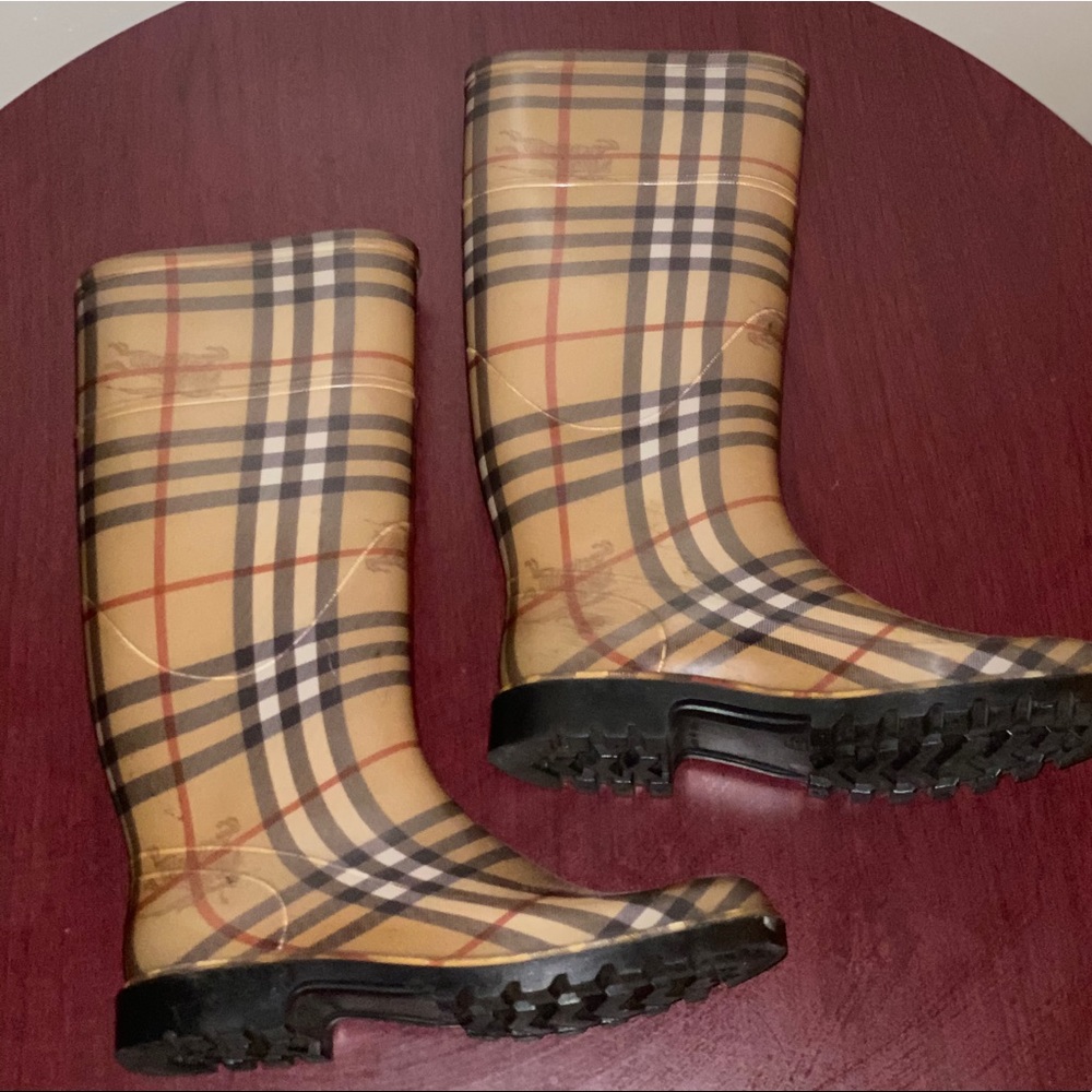 Burberry rainboots - Picture 4 of 4